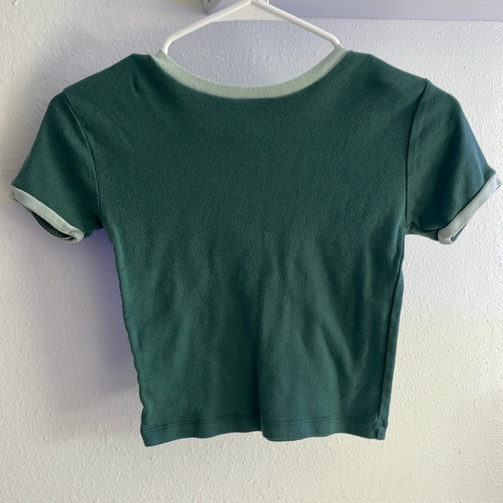 Size small Tilly’s baby tee